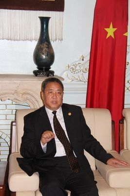 中国中东问题特使宫小生接受人民日报专访。 本报记者 刘睿摄 中国中东问题特使宫小生接受人民日报专访。 本报记者 刘睿摄